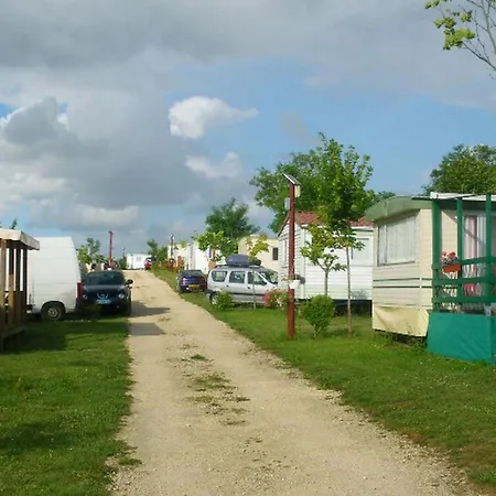 Camping Mobil Home, Animaux Ok, Clim - 6 Pers. - Api-1-52-2906 Verteillac